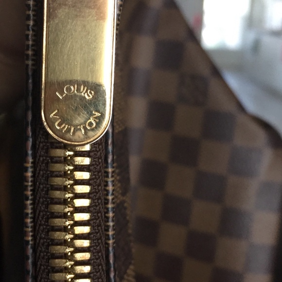 Louis Vuitton Checkered Bag DISCONTINUED/AUTHENTIC - Picture 8 of 16